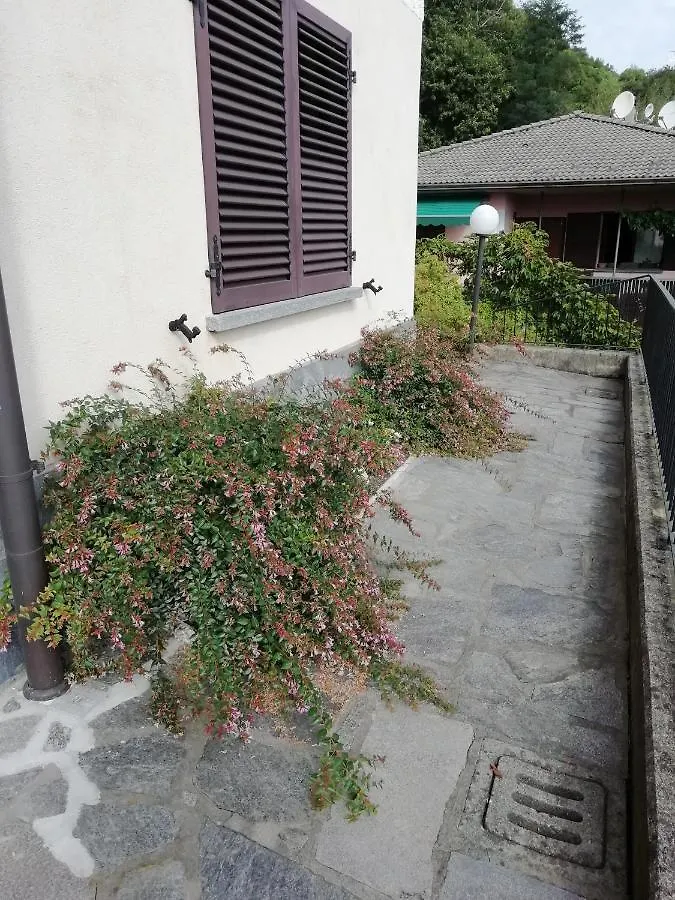 Villa Banfi Lavena Ponte Tresa Vakantiehuis